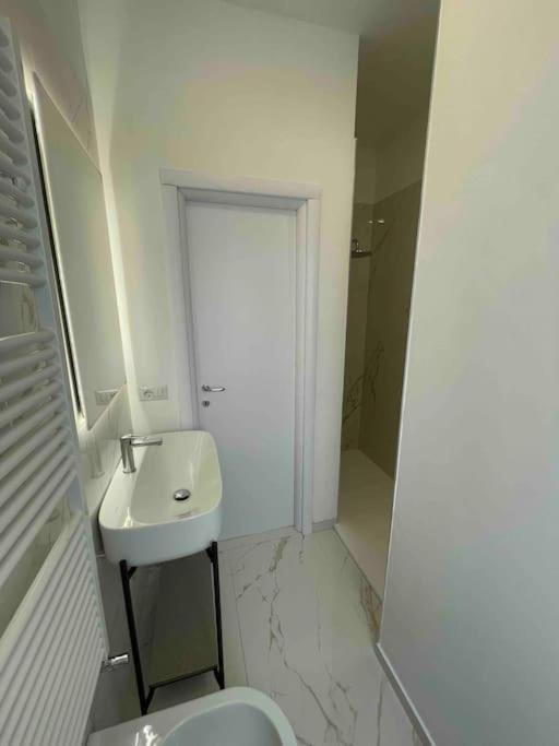 Grazioso Appartamento In Condominio Nel Verde Buccinasco Exteriér fotografie